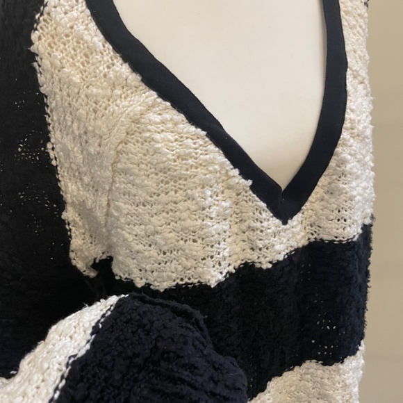 Free People Boucle White & Black Sweater - Picture 3 of 7